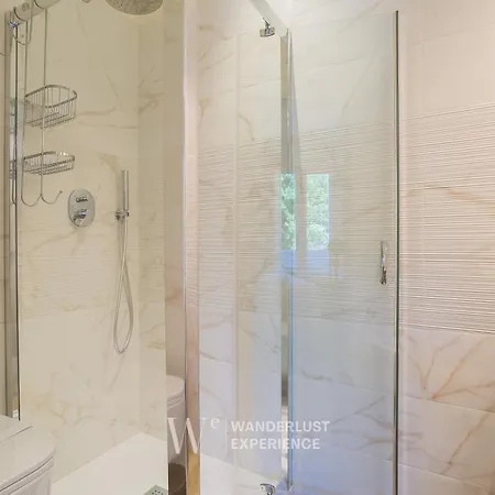 Wanderlust Experience Stone House *