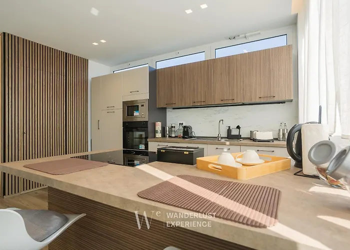 Wanderlust Experience Stone House Апартаменты *